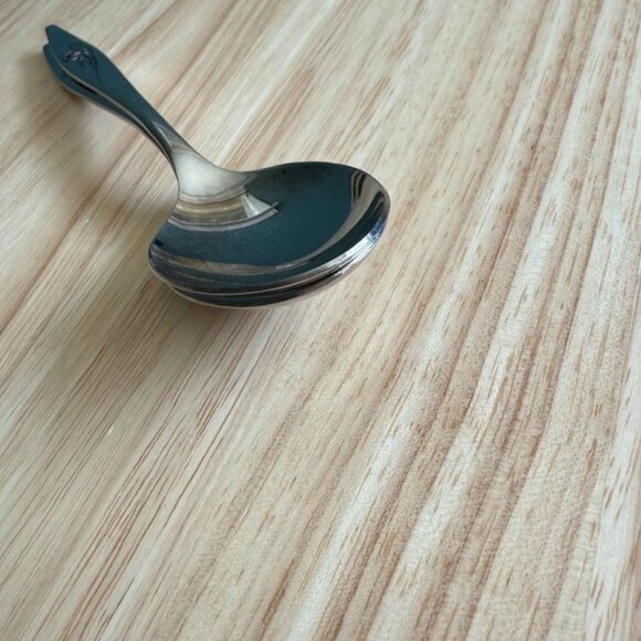 2 Vintage Lasting Rose Soup Spoons Oneida OneidaCraft Deluxe Stainless Flatware - Picture 4 of 6